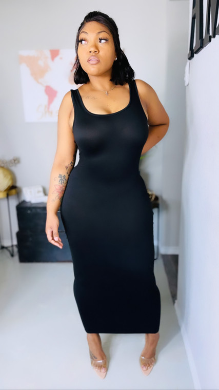 model wearing size medium 
weight 177 
 height  5.3 