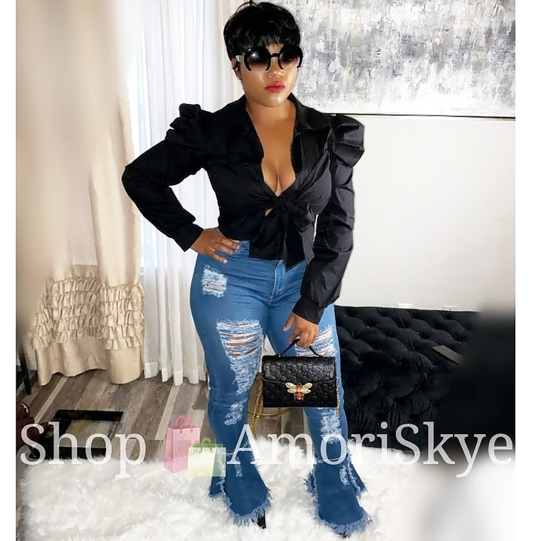 model wearing size medium in this blouse 