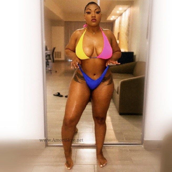 model wearing size large 
weigh 178 
bra size 38 d 