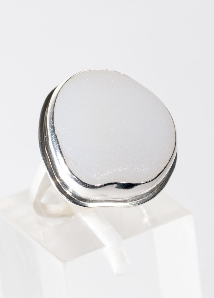 Gorgeous Cali Opalescent Ring size 7 3/4