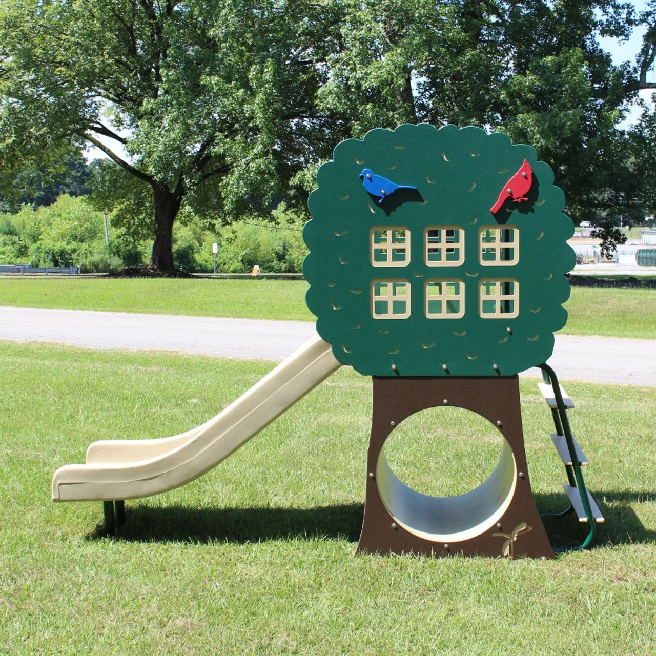 Treehouse Fun Slide - side
