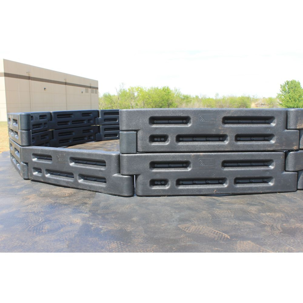 Gaga Pit Ball Game - side detail