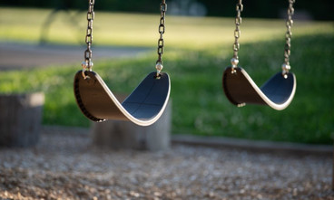 3 Signs It's Time To Replace Your Swing Set Hardware 3 Signs It's Time To Replace Your Swing Set Hardware