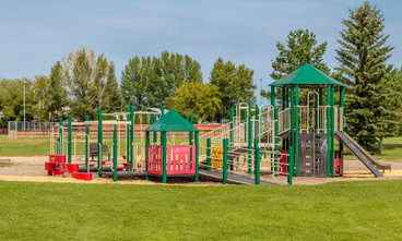 Understanding ASTM & CPSC Standards for Commercial Playsets