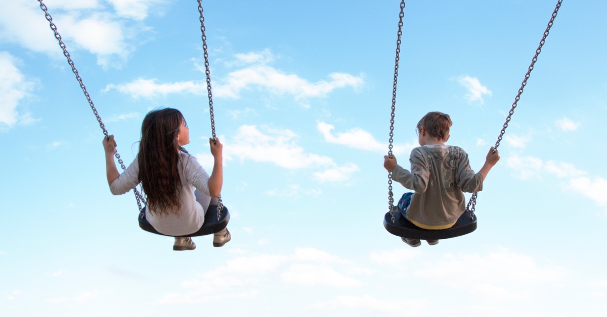 Swing Set Safety Tips Every Parent Should Know