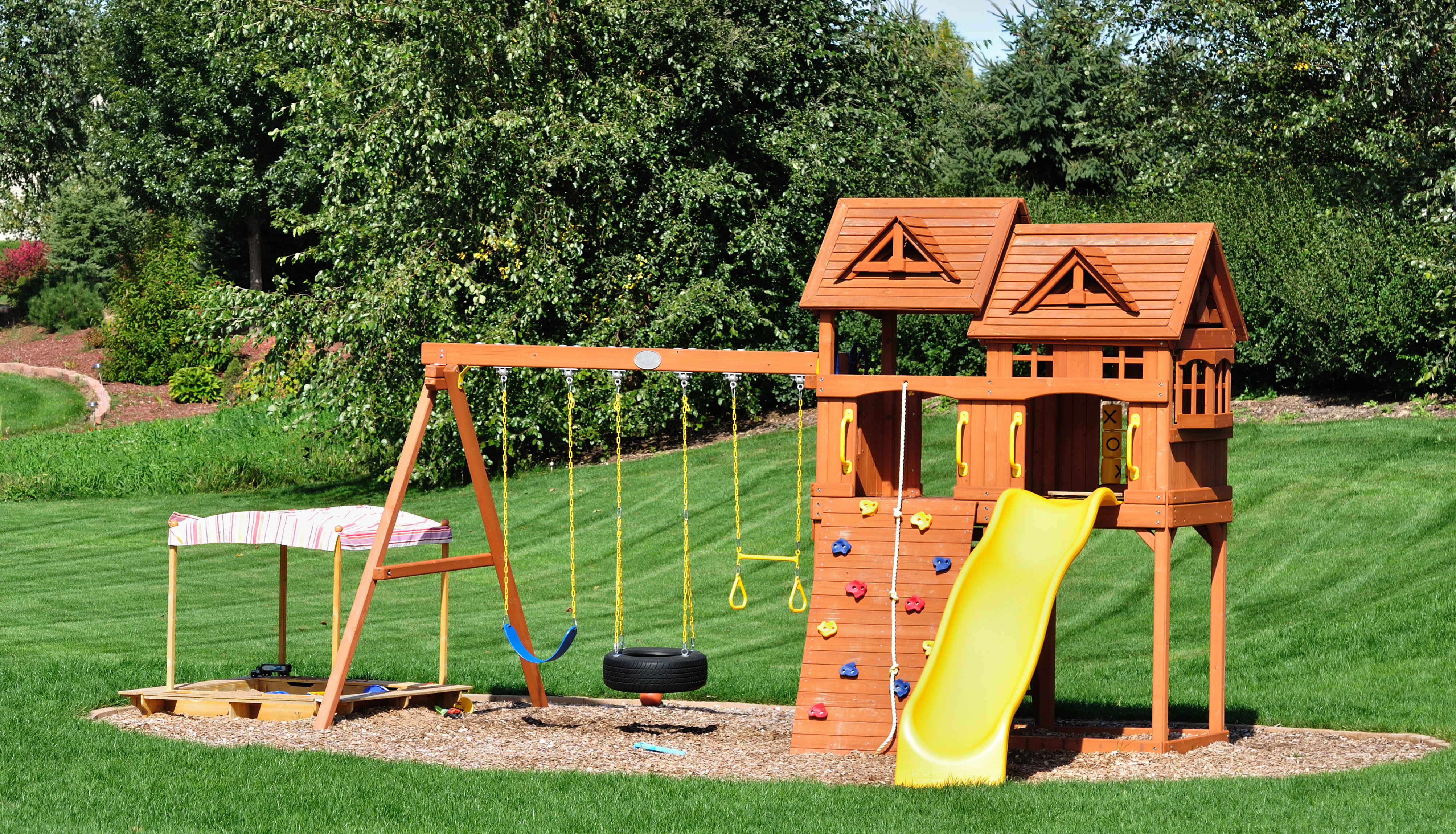 Playground Borders for Sloped Areas: Installation Tips