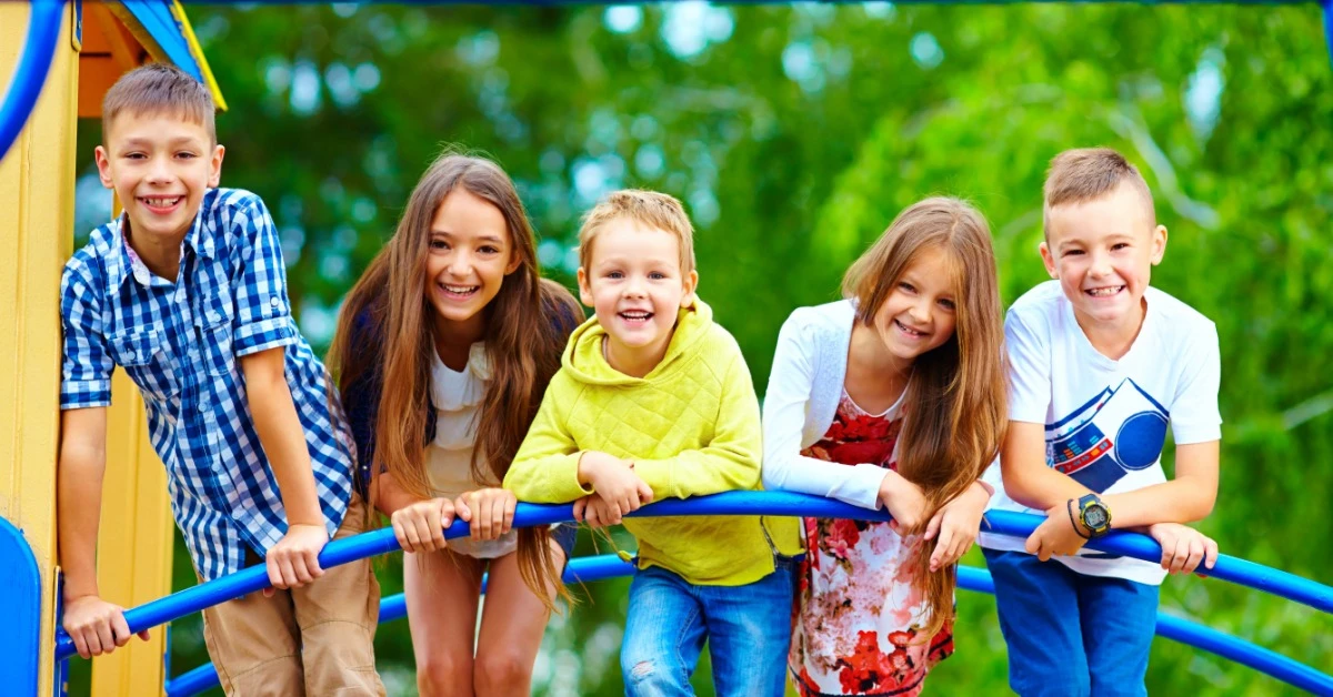 How Daycare Play Equipment Encourages Teamwork