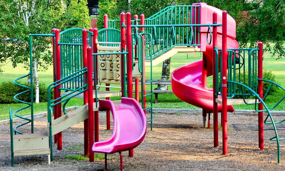 Things To Consider When Purchasing an Outdoor Playground