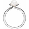 14 Karat White Gold Genuine Freshwater Pearl Ring.