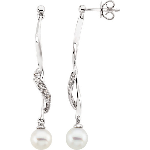 14 Karat White Gold Freshwater Cultured Pearl and .07 Carat Diamond Earrings