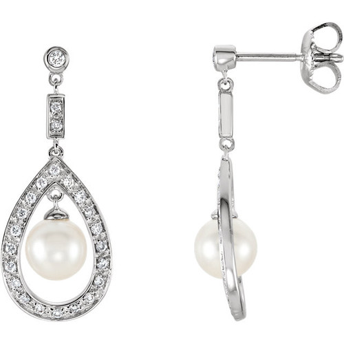 Buy 14 Karat White Gold Freshwater Pearl and 0.25 Carat Diamond Earrings