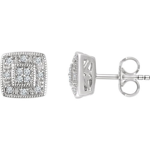 14 Karat White Gold 0.10 Carat Diamond Cluster Earrings