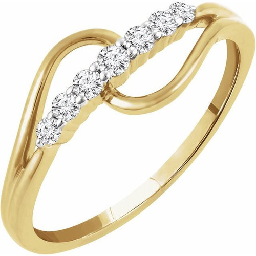 Genuine Diamond set in 14 Karat Yellow Gold 0.20 Carat Diamond Ring