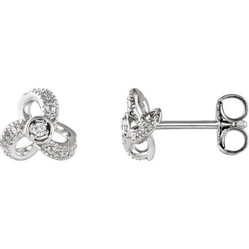 14 Karat White Gold 0.17 Carat Diamond Knot Earrings