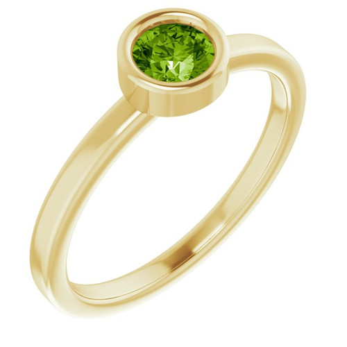 Peridot in 14 Karat Yellow Gold 4.5 mm Round Peridot Gemstone Ring