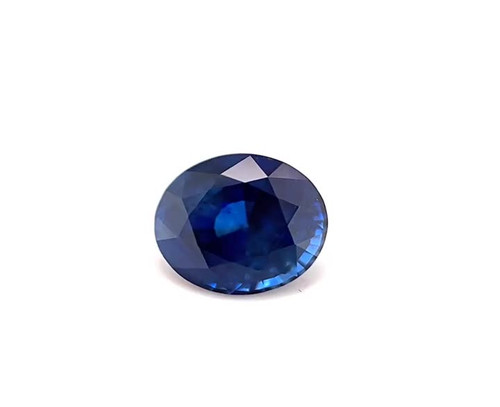 Round 1.45 carats Blue Sapphire, 6.65 x 4.33