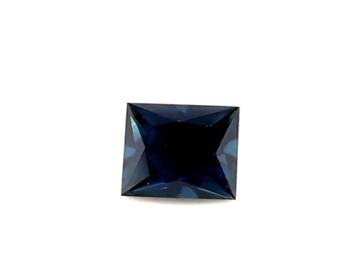 Square 1.22 carats Blue Sapphire, 5.61 x 5.58 x 4.08