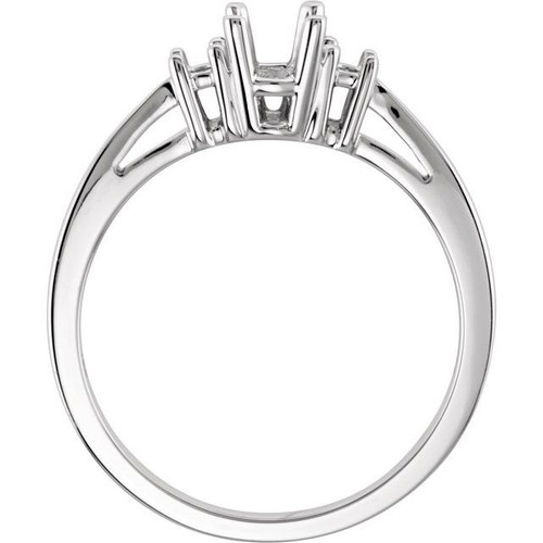 Accented Ring Mounting in 18 Karat Yellow Gold for Round Stone