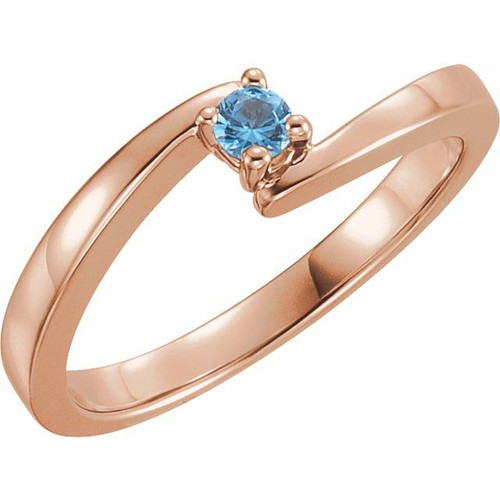 Family Bypass Ring Mounting in 18 Karat Rose Gold for Round Stone, 4.72 grams
