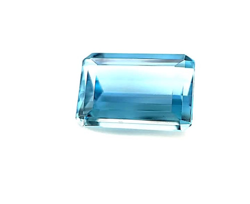 Emerald 4.08 carats Blue Aquamarine Gem, 10.67 x 8.74 x 5.58