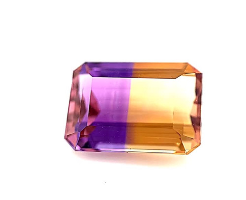 Emerald 13.51 carats Bi-color Ametrine, 15.08 x 13.07 x 8.72
