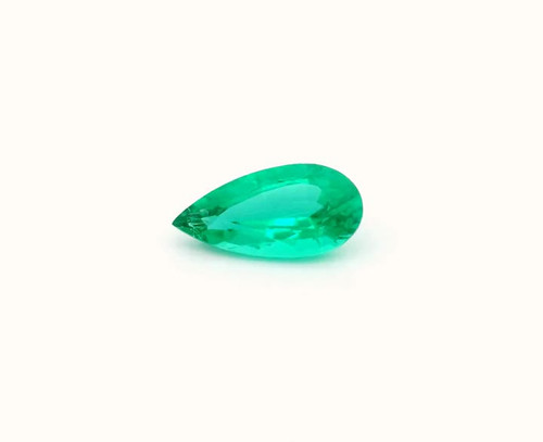 Pear 0.71 carats Natural Emerald Emerald, 8 x 4.82 x 3.5