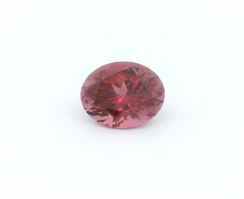 Round 2.34 carats Natural Garnet Garnet, 7.8 x 5.43