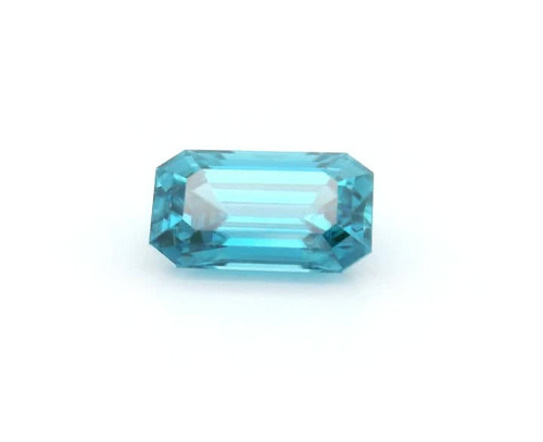 Emerald 3.62 carats Natural Zircon Zircon, 9.18 x 6.4 x 5.0