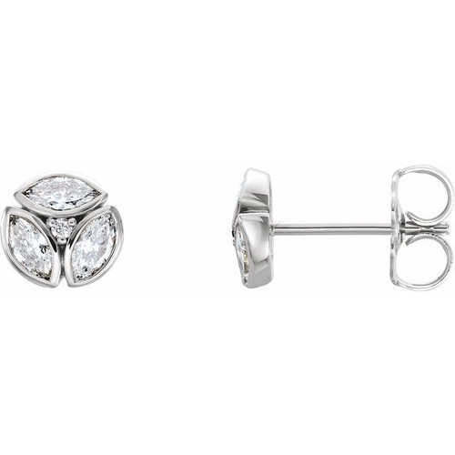 14 Karat White Gold 0.50 Carat Diamond Earrings.........
