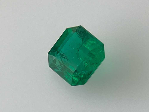 Asscher Cut Emerald Gemstone, 1.95 Carat – Vivid Intense Green