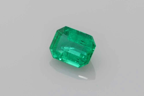 Octagon Cut Emerald Gemstone, 1.73 Carat – Vivid Rich Green, GIA Certified