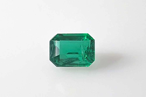 Octagon Cut Emerald Gemstone – 0.69 Carat – Medium Intense Green