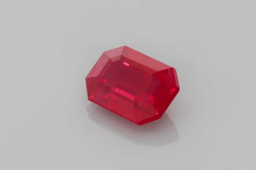 Octagon Cut Ruby Gemstone – 1.05 Carat, Vivid Intense Red, GIA Certified, Burma Origin