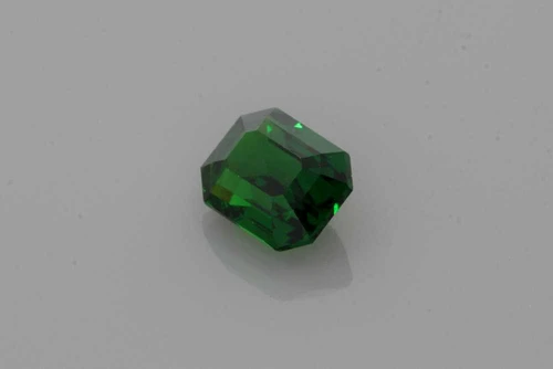 Vivid Intense Green Octagon Cut Tsavorite Gemstone – 1.01 Carat, Unheated