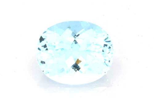 Oval Aquamarine Gemstone, 5.56 Carat – Medium Intense Blue