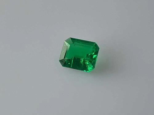 Octagon Emerald Gemstone, 1.19 Carat – Vivid Rich Green, GIA Certified