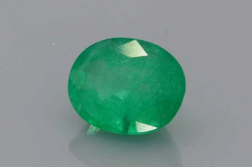 3.29 Carat Oval Emerald Gemstone, Medium Light Green