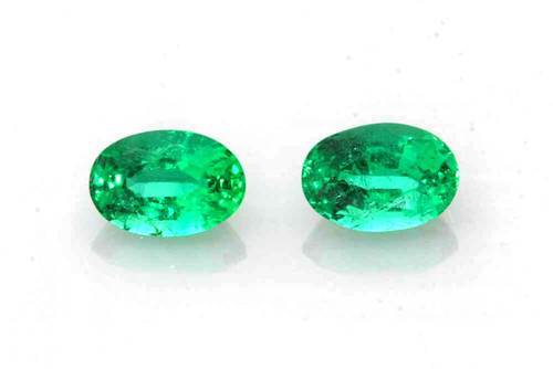 Oval Emerald Gemstone – 0.98 Carat, Vivid Rich Green, Matched Pair