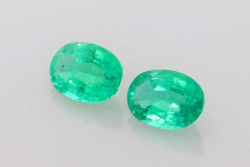 Oval Emerald Gemstone – 1.42 Carat, Medium Intense Green, Matched Pair