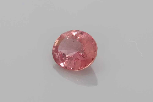 Oval Padparadscha Sapphire Gemstone – Vivid Intense Pink-Peach – 1.61 Carat