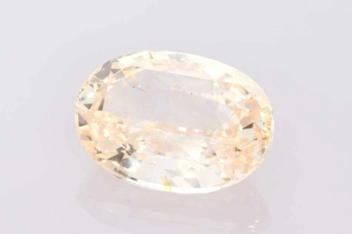 5.63 Carat Oval Peach Sapphire Gemstone, Medium Intense Orange-Pink-Peach, Unheated, GIA Certified