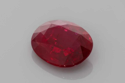 Oval Ruby Gemstone – Vivid Intense Red – 4.4 Carat, Unheated, GIA Certified