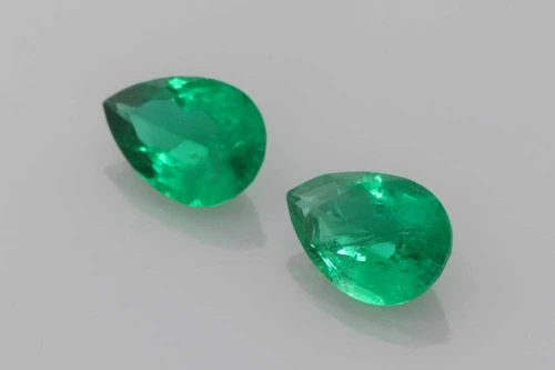 Pear Shape Emerald Gemstone, 0.66 Carat – Medium Intense Green, Matched Pair