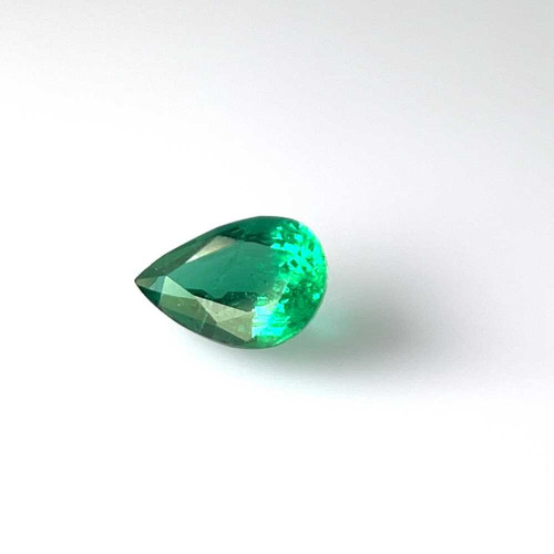Pear Shape Emerald Gemstone – Vivid Rich Green – 2.96 Carat, Unoiled, GIA Certified