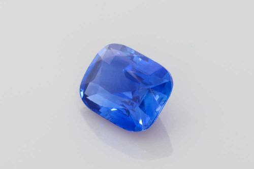 Rectangular Cushion Blue Sapphire Gemstone – Vivid Rich – 8.08 Carat, GIA Certified