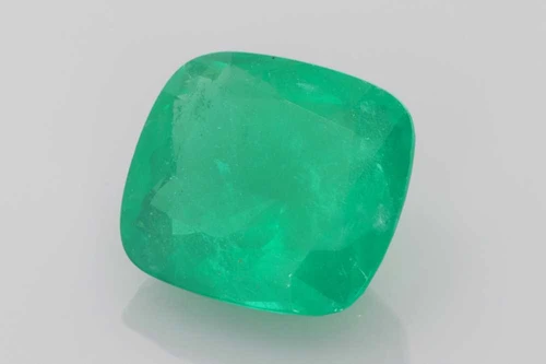 Square Cushion Emerald Gemstone – 5.77 Carat, Vivid Intense Green, GIA Certified