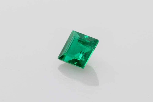 Square Emerald Gemstone – 0.87 Carat, Vivid Intense Green, GIA Certified