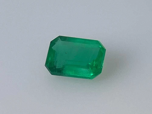 Octagon Cut Emerald Gemstone – 1.5 Carat, Medium Intense Green