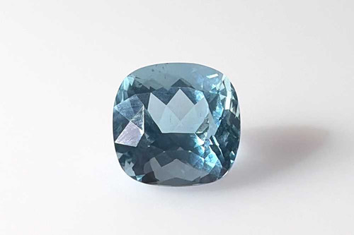 Square Cushion Aquamarine Gemstone – 4.31 Carat, Medium Light Blue