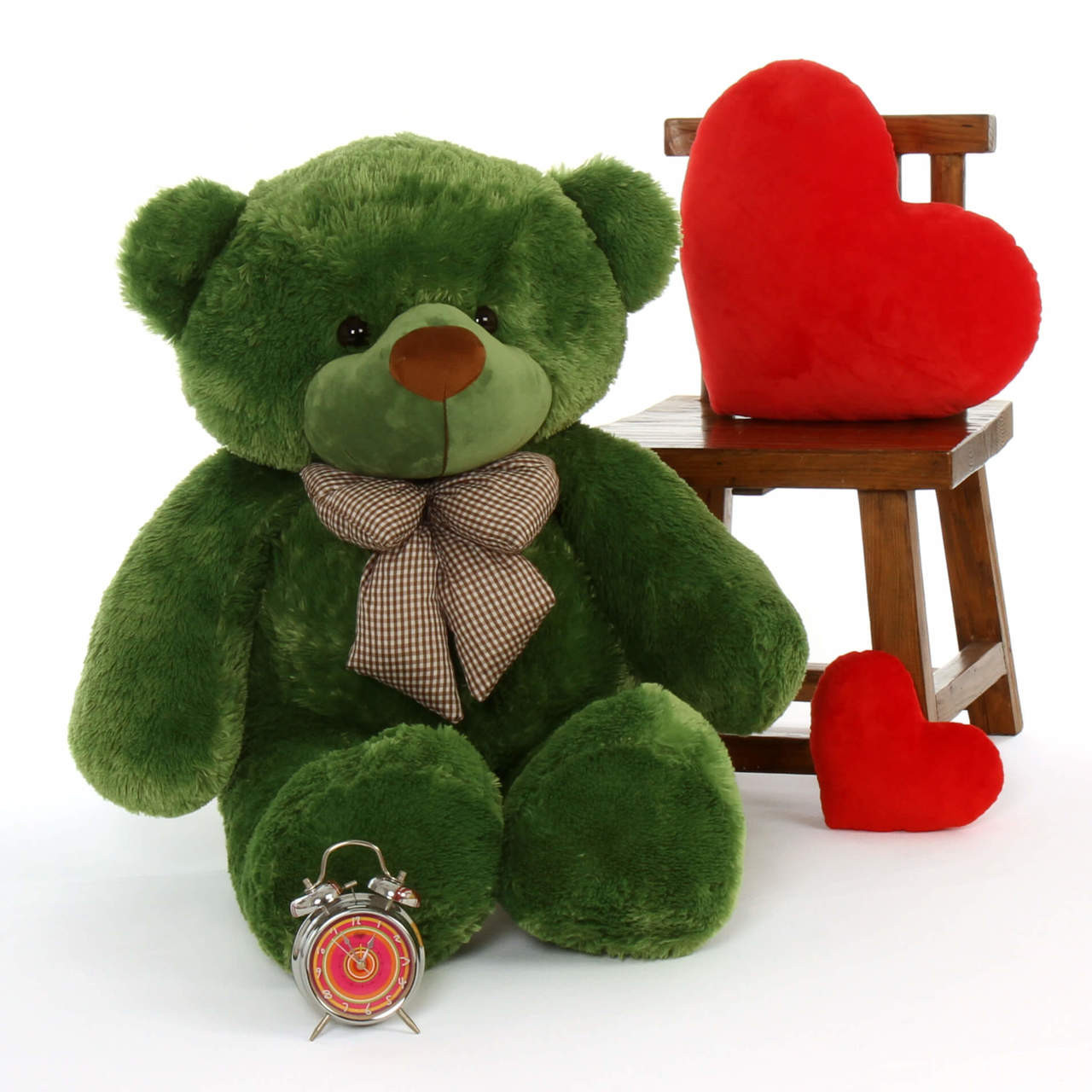 green teddy bear with love
